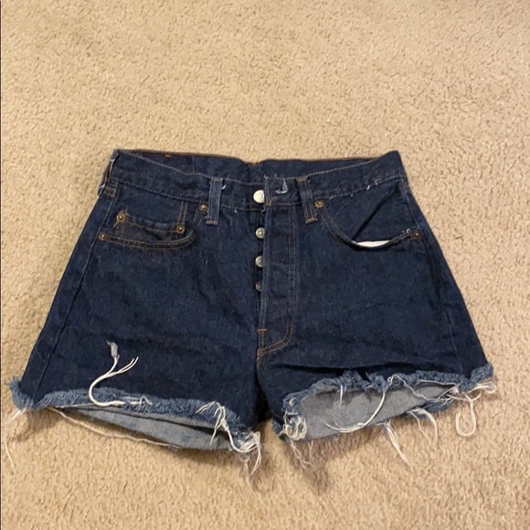 Vintage Levi USA 501 cut off denim shorts 30 - Picture 1 of 4